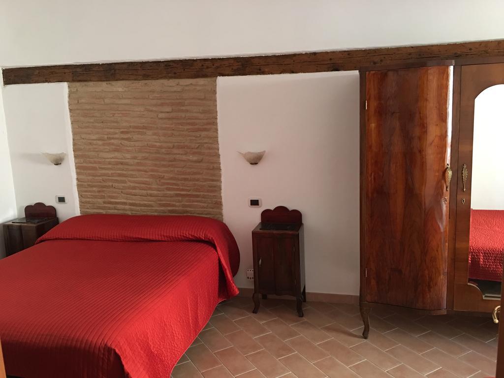 Guest House Dimora Fiorita Serracapriola Zimmer foto